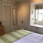 Yorecroft Panzió 4*